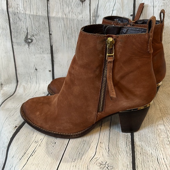 Steve Madden beautiful leather boots - Picture 3 of 9